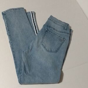 Dg2 Tuxedo Embroidered Lilac Flower Jeans